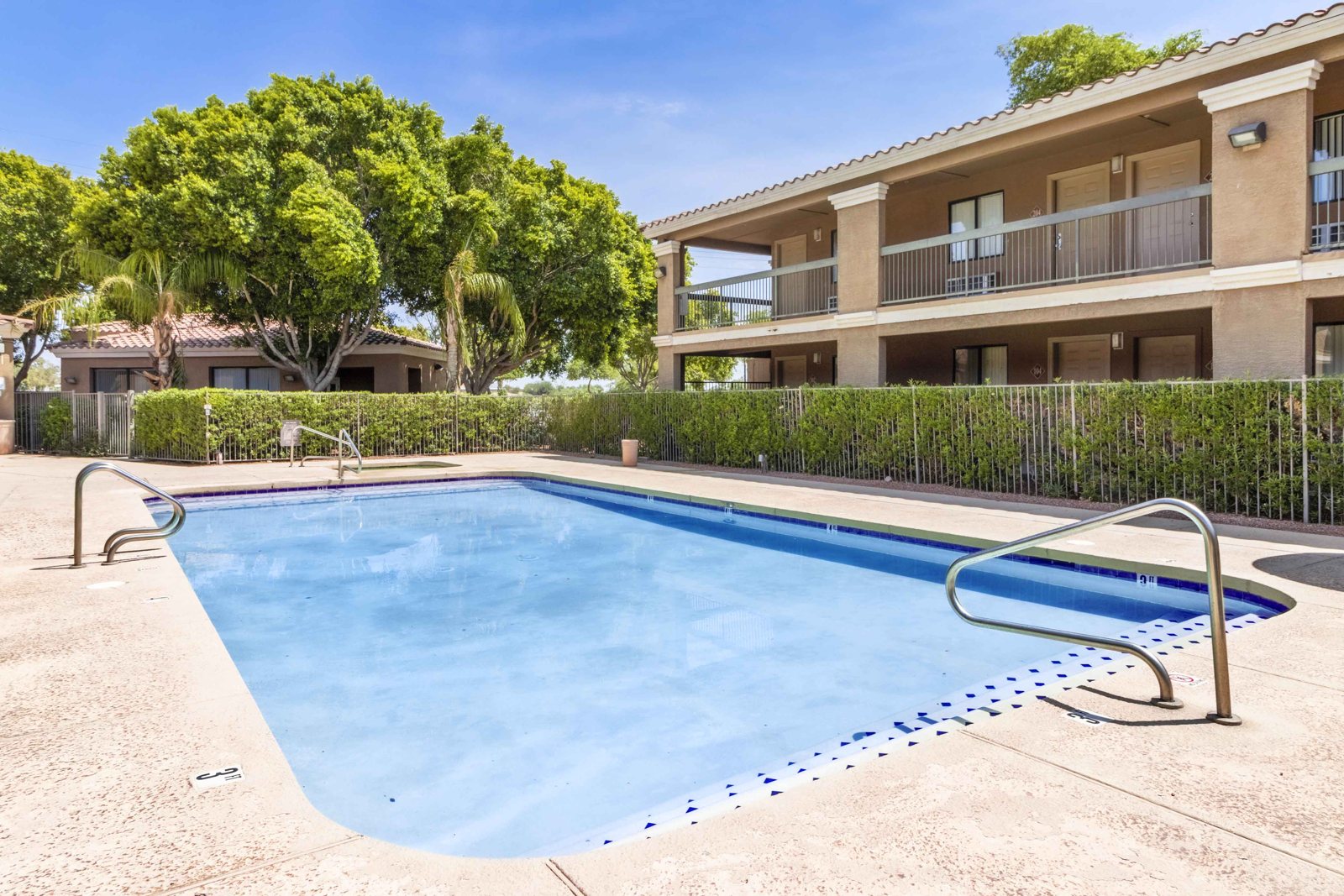 Residence at McDowell — Pool deck